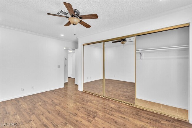 Building Photo - 1345 Cinder Rock Dr