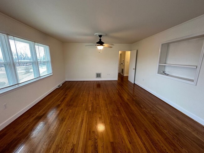 Building Photo - 3 Bed/2 Bath in Seneca, SC