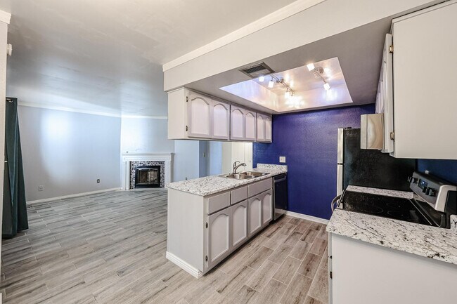 Building Photo - 3135 N 38th St