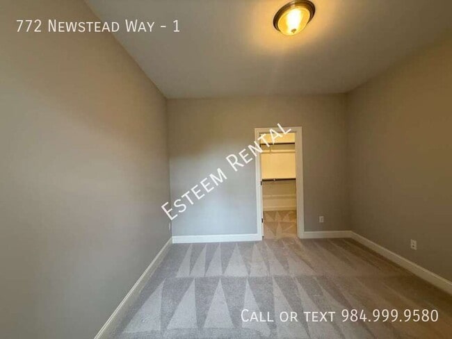 Building Photo - 772 Newstead Way