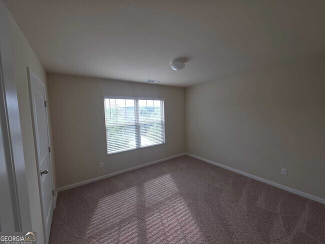Building Photo - 3877 Makeover Ct