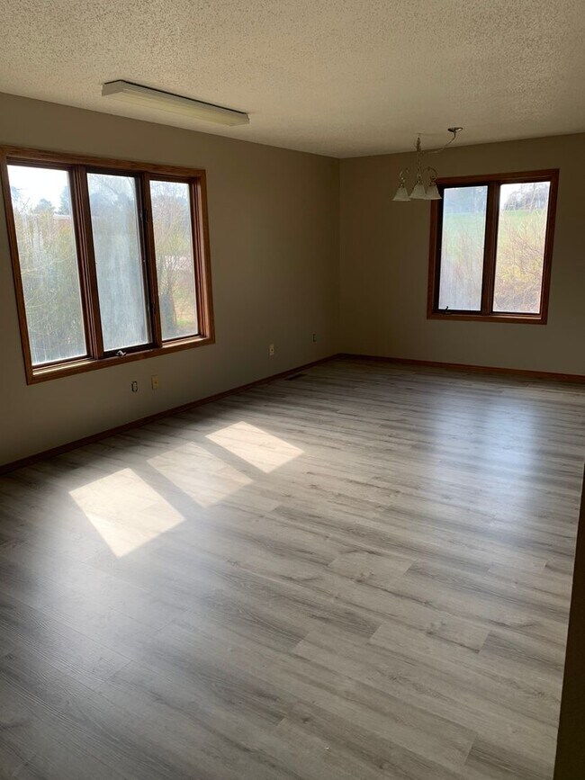 Building Photo - ponca-t