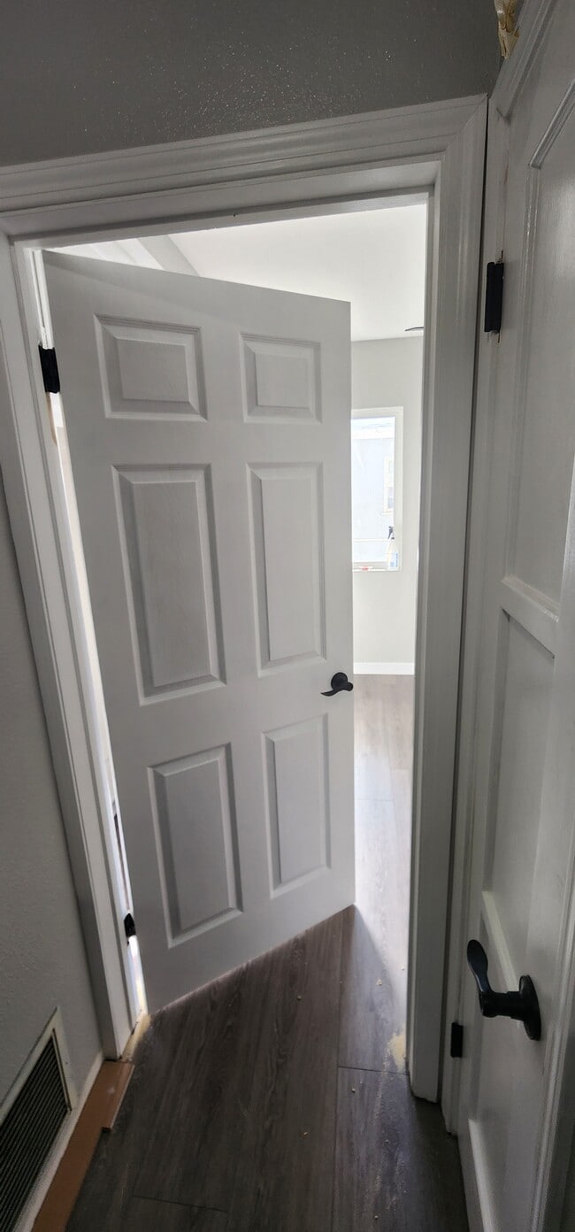 Building Photo - 3514 Leroy St