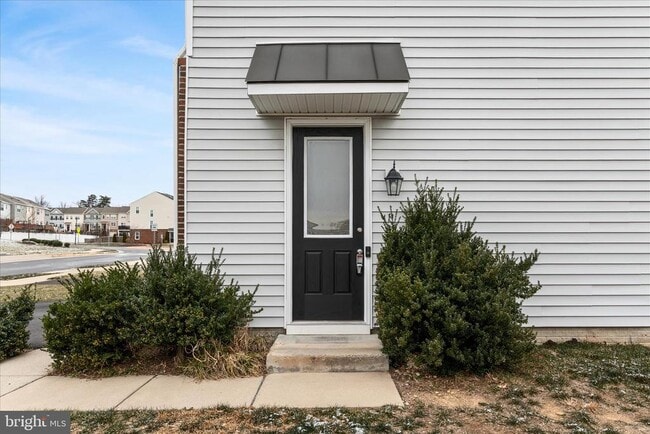 Building Photo - 109 Sequoia Dr