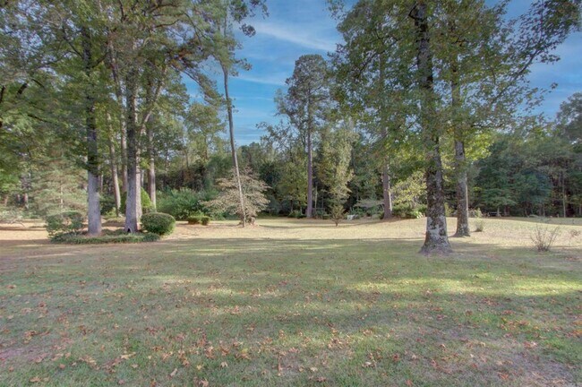 Building Photo - 6503 Chaparral St