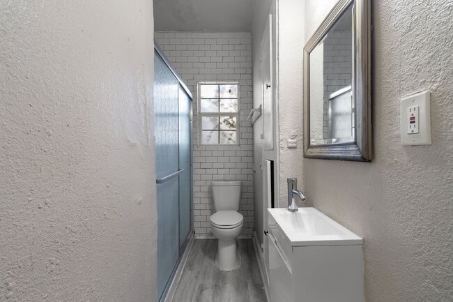 Building Photo - 614 Fulton Ave