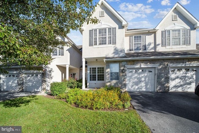 Building Photo - 40 Madison Way