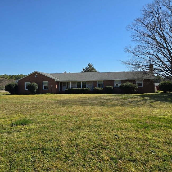 Building Photo - 29093 Arlington Rd