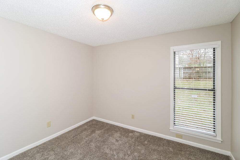 Building Photo - 3925 Birchshade Cove