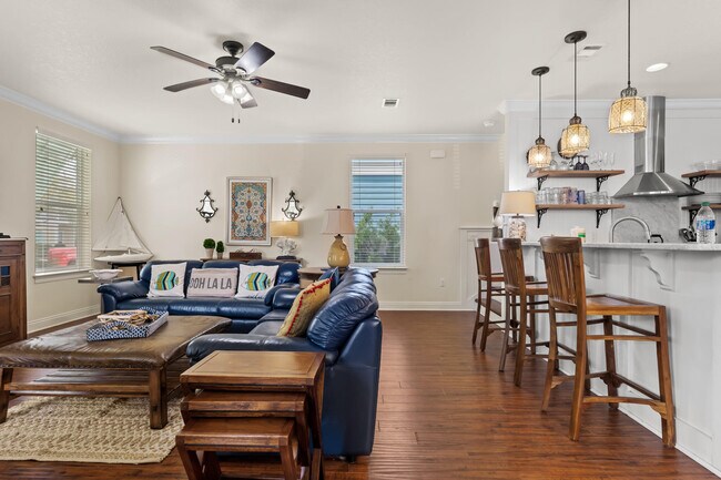 Building Photo - 4555 Grand Key Loop W