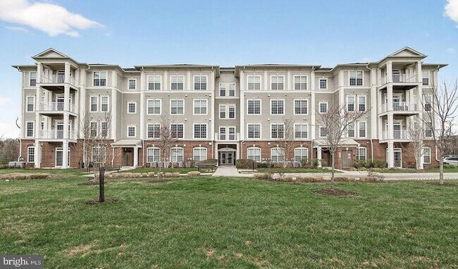 Building Photo - 3911 Doc Berlin Dr