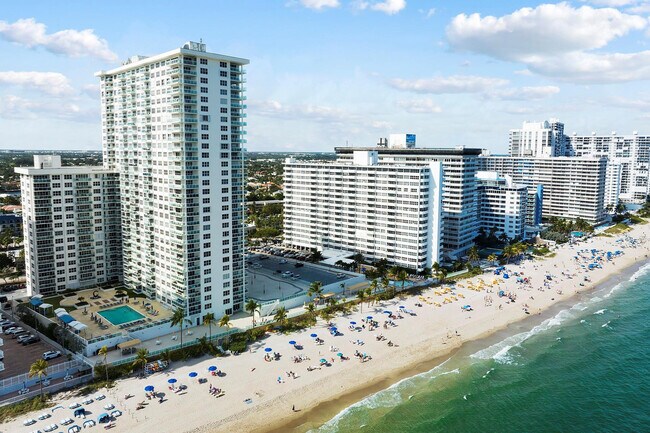 Building Photo - 3900 Galt Ocean Dr