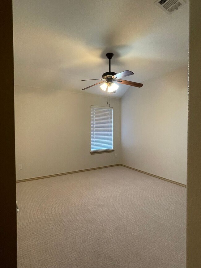 Building Photo - Beautiful Tehama Ridge Home in Cul-de-sac ...