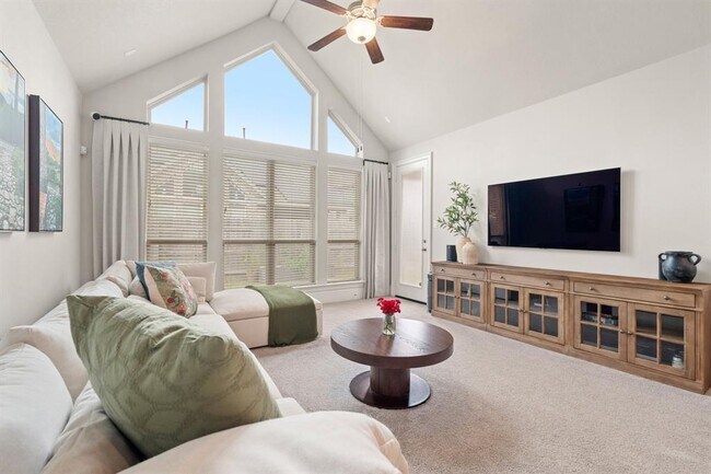 Building Photo - 6023 Dovetail Cliff Ct