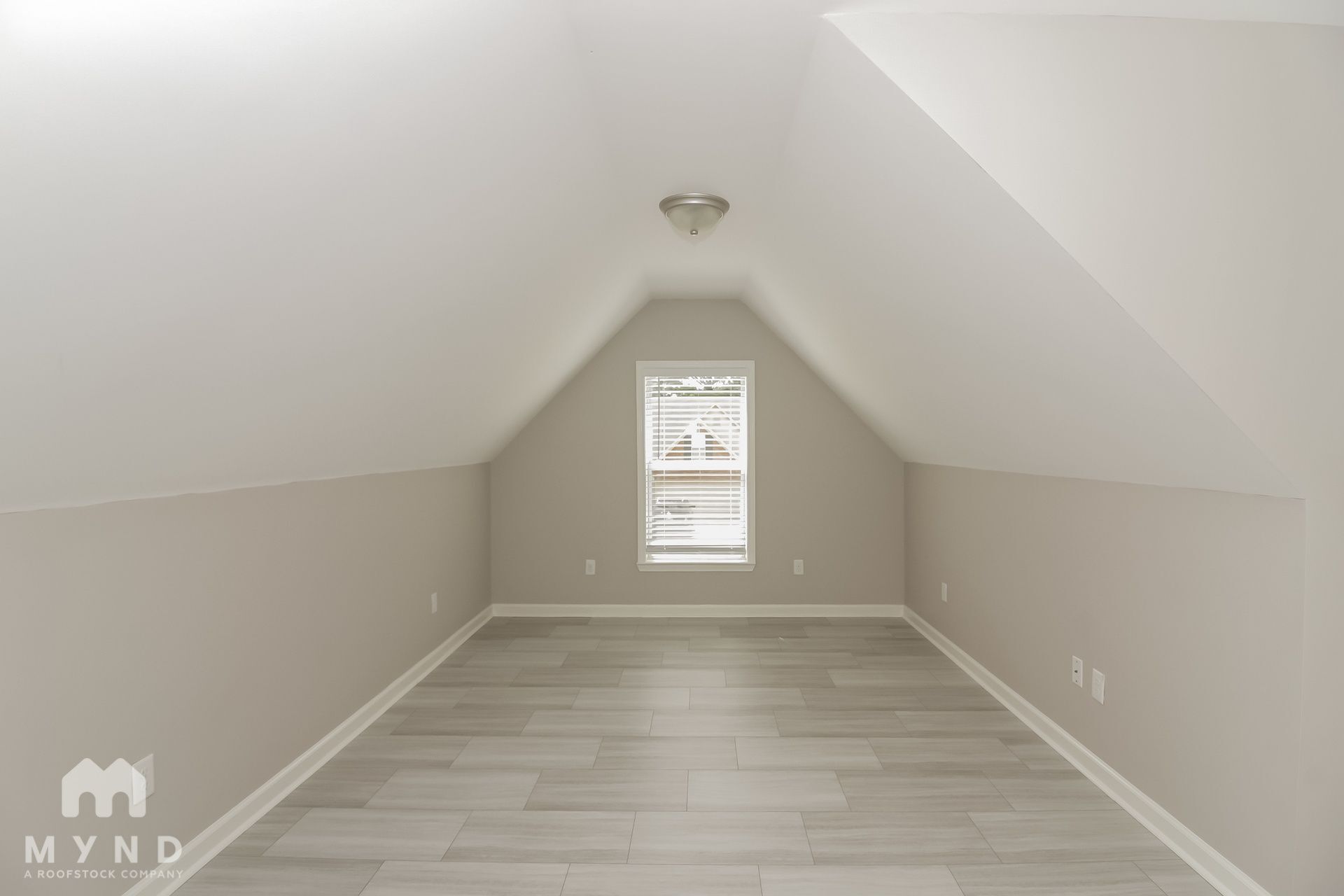 Building Photo - 2964 Dove Cove