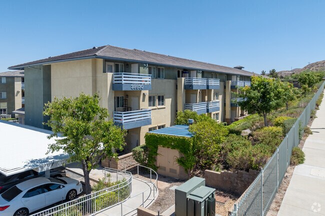Building Alternate - Summer Terrace (55+ Senior Community)