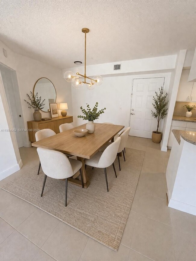 Building Photo - 440 S Park Rd