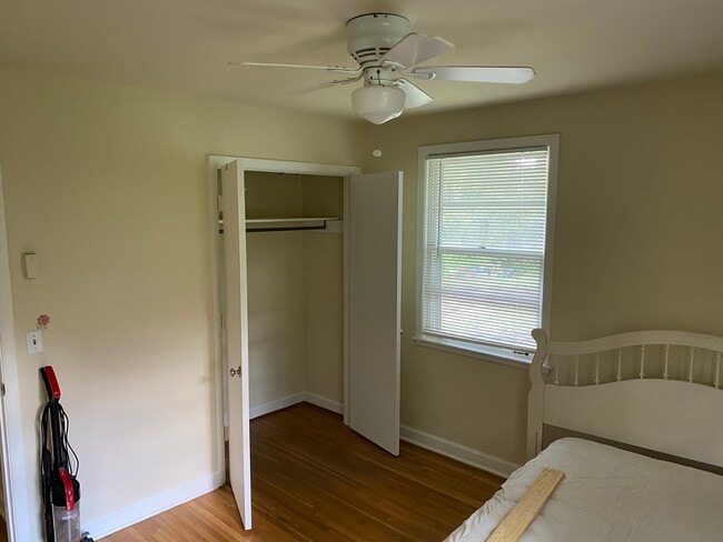 Building Photo - 3608B Caldwell Ct
