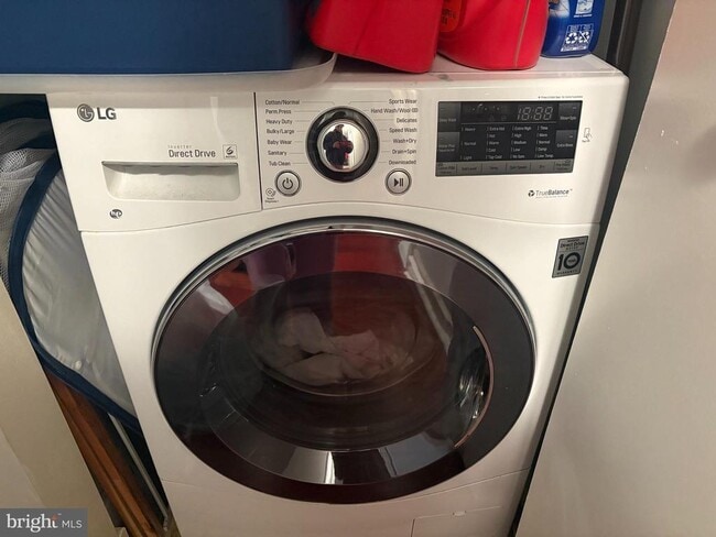 Building Photo - 219 S 18th St