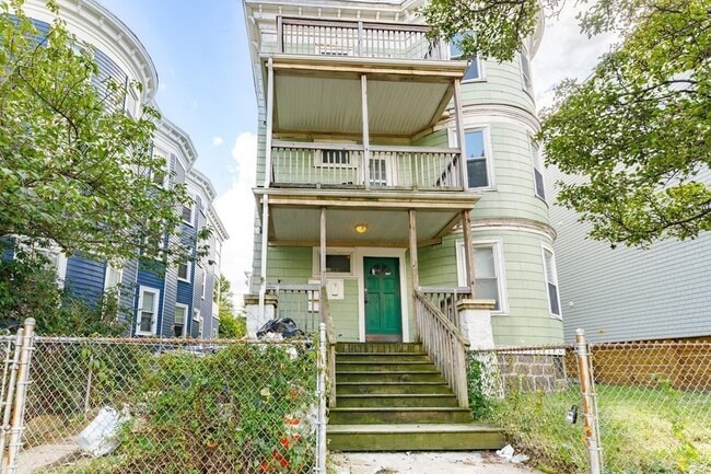 Building Photo - 24 Willis St