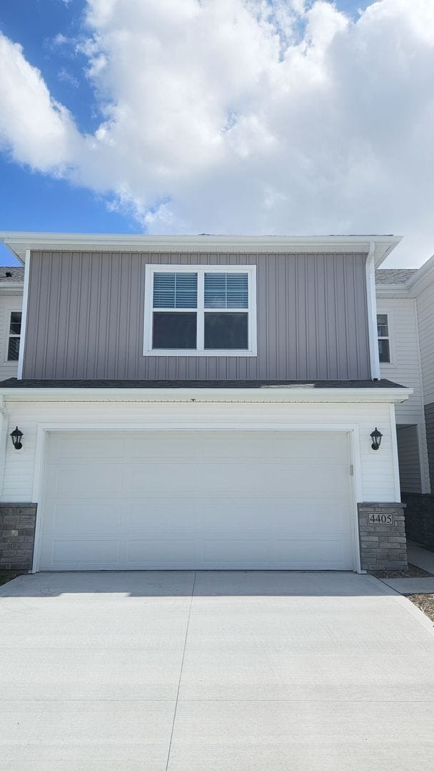 Building Photo - Brand New 3 Bedroom, 2.5 Bathroom Townhous...