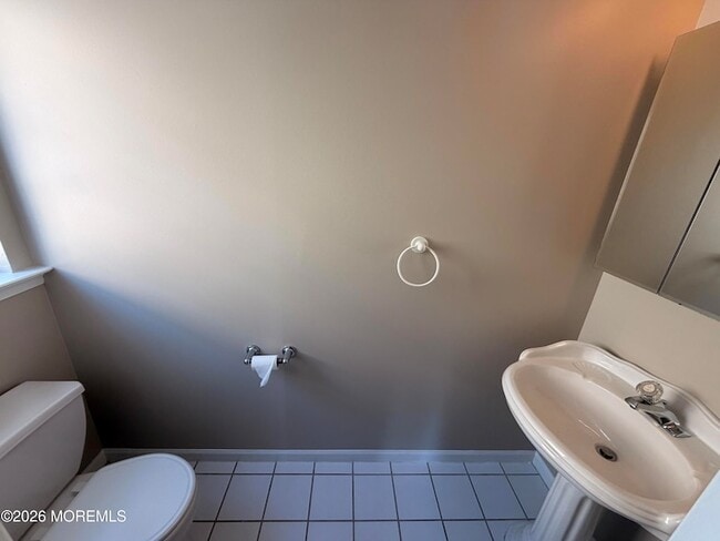 Building Photo - 703 Parkside Ave