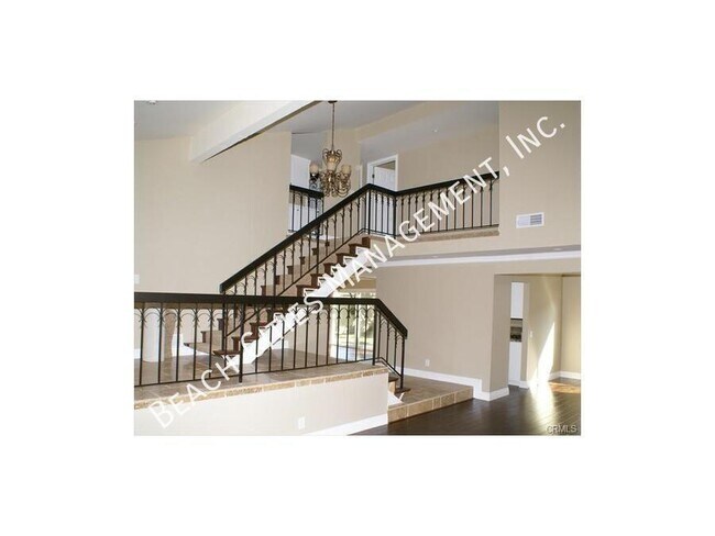 Building Photo - 6220 Ronald Dr