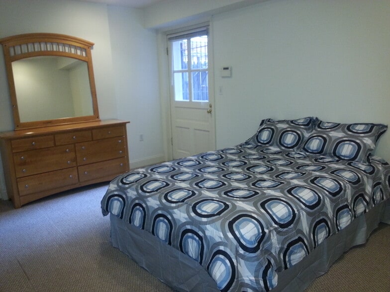 Building Photo - 1241 New Jersey Ave NW