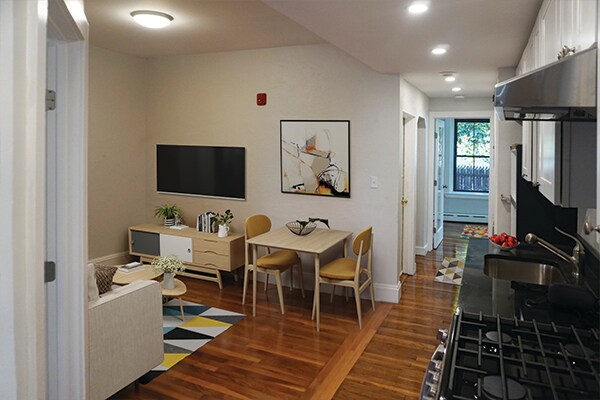 Building Photo - 315 Freeport St