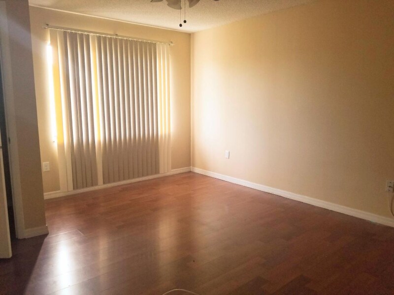 Building Photo - 5859 Curry Ford Rd