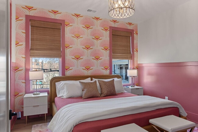 Building Photo - 1315 16th Ave S