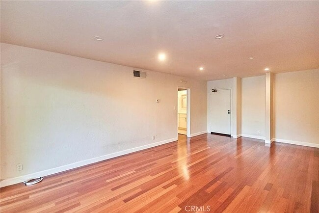 Building Photo - 2386 E Del Mar Blvd