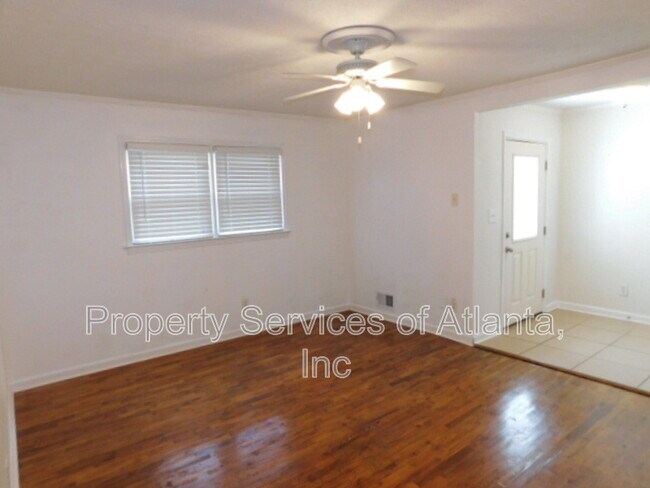 Building Photo - 230 Shiloh Hills Dr NW