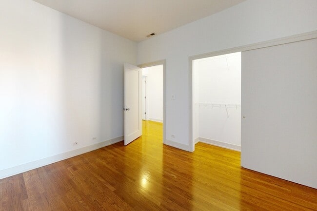 Floorplan - 5234-5244 S. Ingleside Avenue