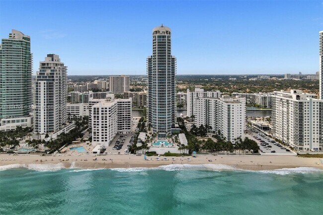 Building Photo - 3101 S Ocean Dr