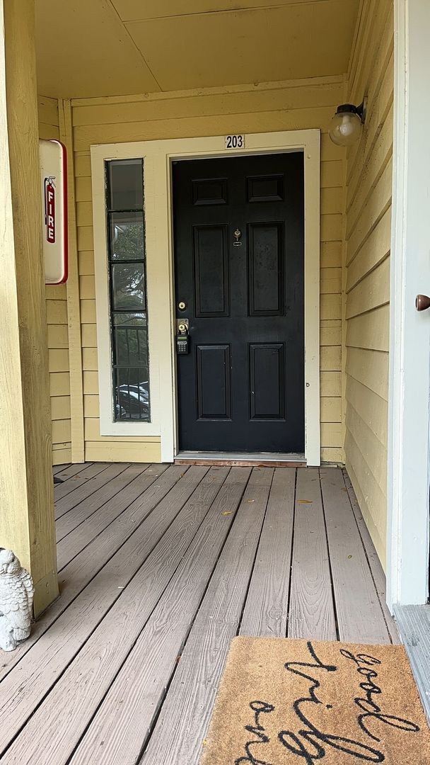 Building Photo - Charming One Bedroom for Rent in Tampa!