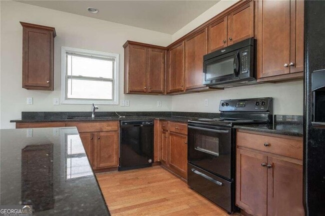 Building Photo - 304 Ridge Pointe Drive