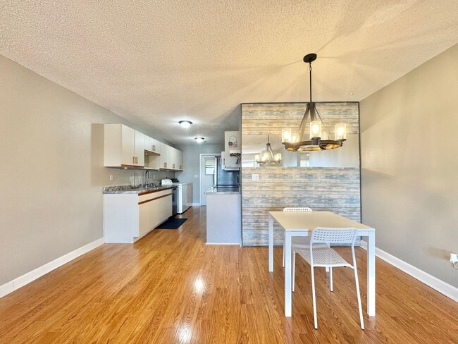 Building Photo - Winter Ridge Condo - Lake Views of Lake Co...