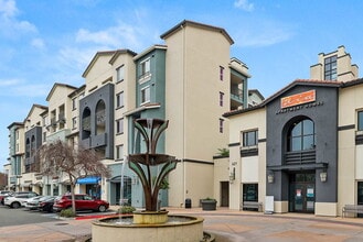 Building Photo - Via