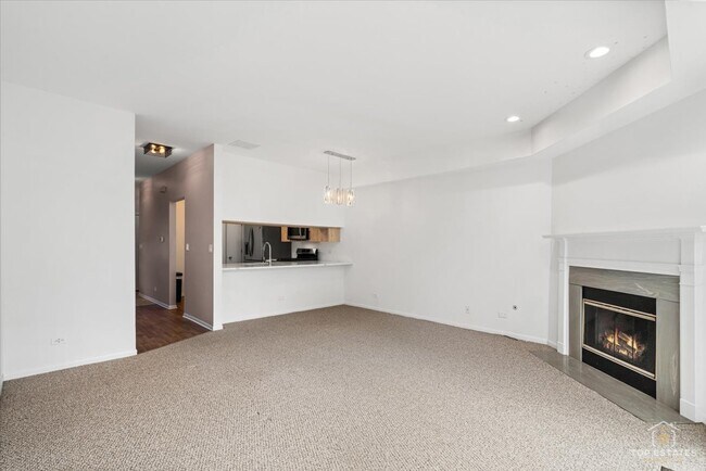 Building Photo - 1260 Cranbrook Dr