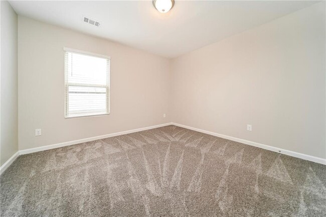 Building Photo - 613 Yazzie Pl