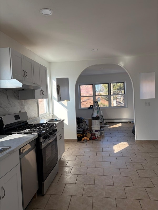 Building Photo - 21-75-2148 48th St