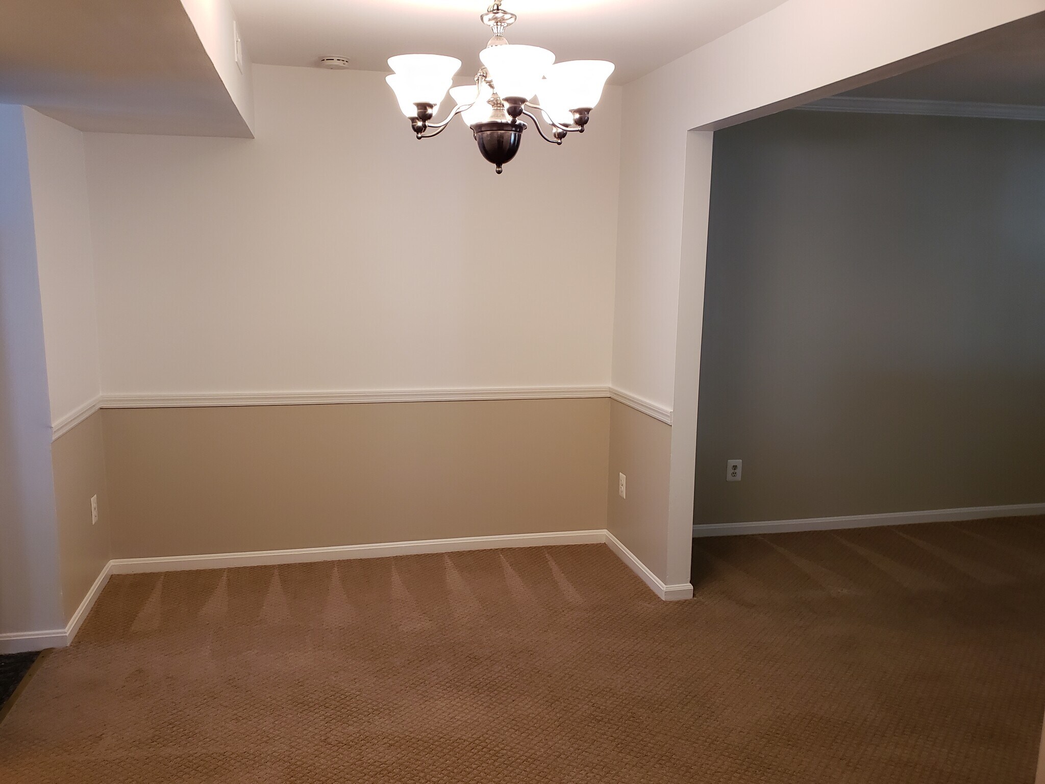 Building Photo - 9164 Broken Oak Pl