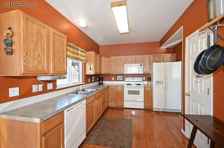 Kitchen with all appliances - 95 Pike Lane