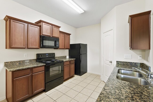 Building Photo - 10913 Panther Ct