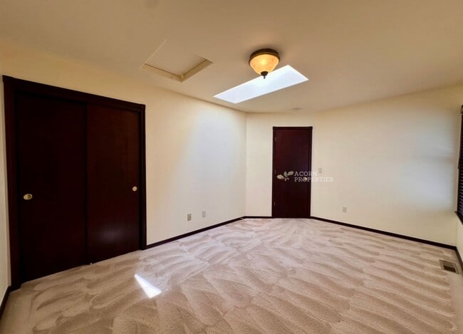 Building Photo - 1331 SW Harbor Vista Cir