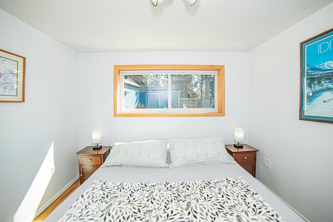 Building Photo - 4801 Canterbury Way