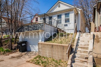 Building Photo - 2 Bed / 1 Bath House - 30th & Seward