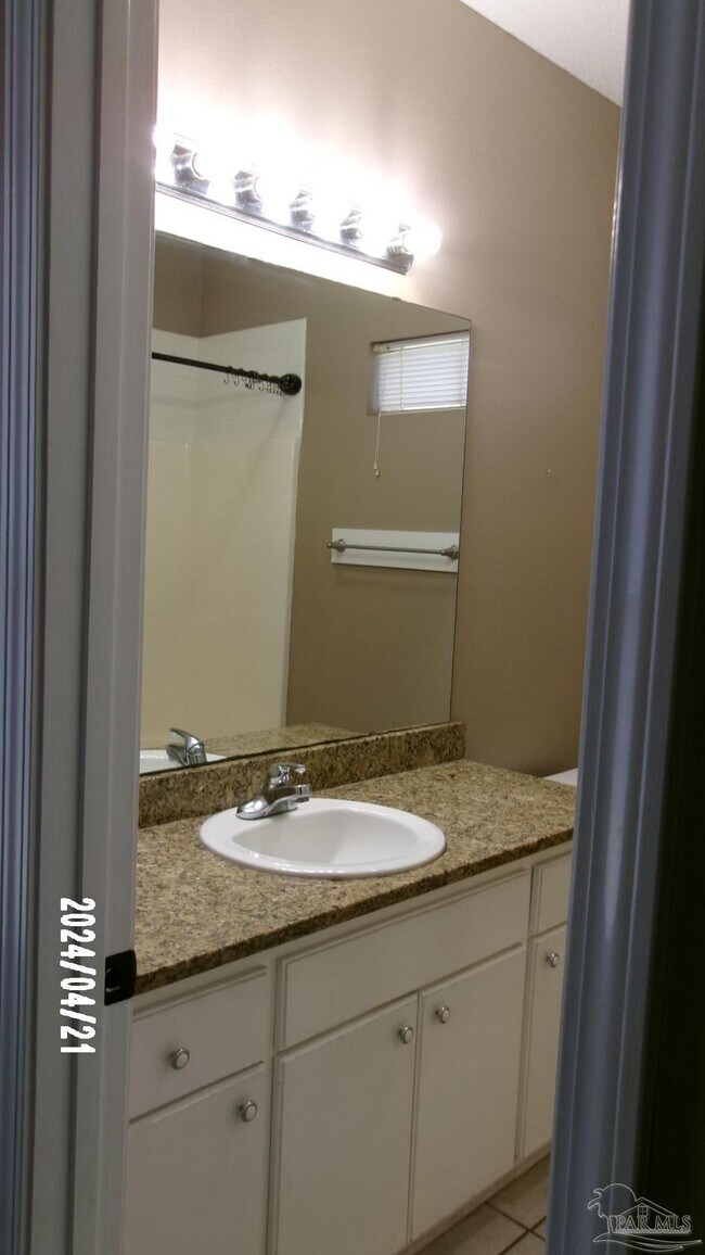 Building Photo - 7322 Mangum Dr