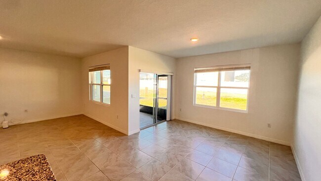 Building Photo - Spacious 3 Bedroom / 2 Bathroom Home in Mt Dora’s Timberwalk Community – AVAILABLE NOW!